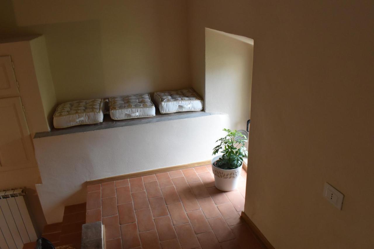Claves Claustri - Camere In Appartamento Storico Sarteano Exterior photo